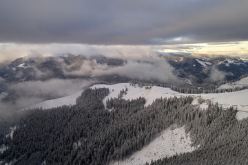 Obraz premium winter landscape with frosty trees
