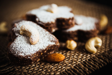 Chocolate cake with nuts