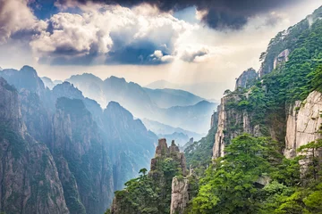 Papier peint photo autocollant rond Monts Huang Paysage de la montagne Huangshan (montagnes jaunes). Situé dans la province d& 39 Anhui dans l& 39 est de la Chine.