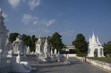 Obraz premium Wat Suan Dok in Chiang Mai - Chiang Mai Temples and Attractions