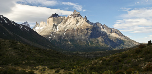 Fototapeta na wymiar Cuernos del Paine nella Patagonia cilena