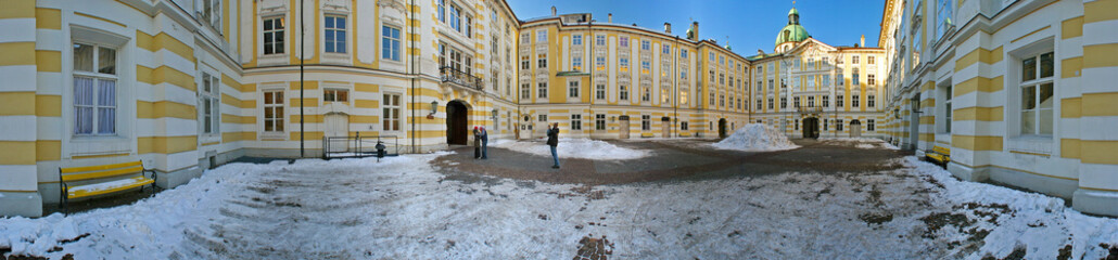 Obraz premium Innsbruk, cortile d'onore della Hofburg a 360°