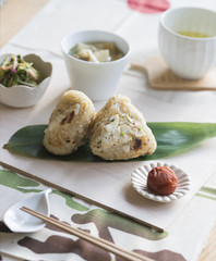 鯛めしのおにぎり