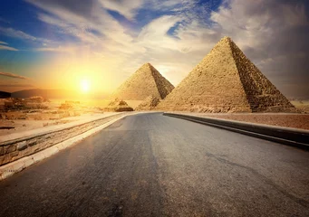 Papier Peint photo autocollant Egypte Asphalted road to Giza