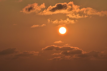 SOLEIL COUCHANT AUX MALDIVES