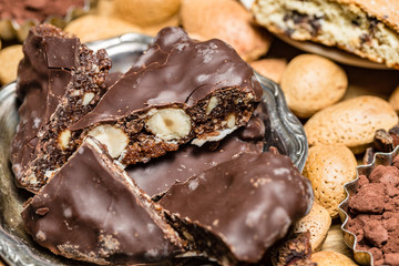 Panforte al Cioccolato - Italienisches süßes Gebäck aus der toskanischen Stadt Siena