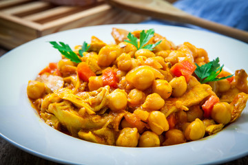 chickpeas with chicken