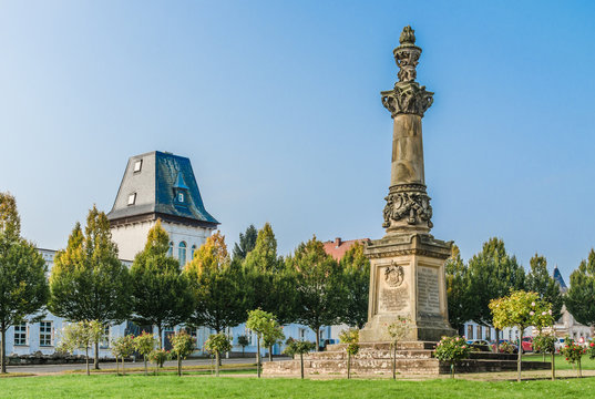 Marktplatz von Putbus auf R&uuml;gen