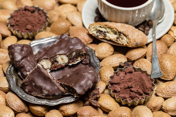 Panforte al Cioccolato - Italienisches süßes Gebäck aus der toskanischen Stadt Siena