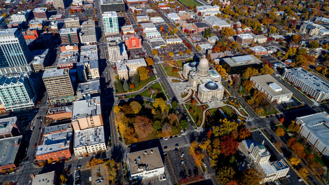 Aerial view of the Idaho state capital with fall colored trees
