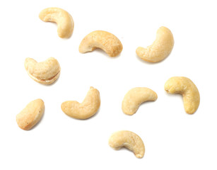 Fototapeta na wymiar cashew isolated on white background top view