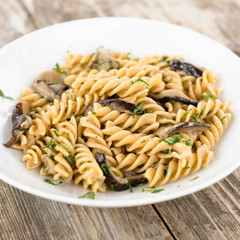 Fusilli ai funghi e prezzemolo