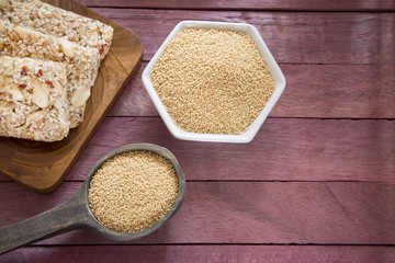Amaranth cereal and energy bars