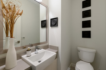 Fototapeta na wymiar Modern white bathroom. Interior design.