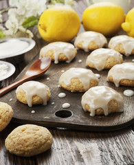 Lemon glaze cookies