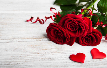 Red roses on a table