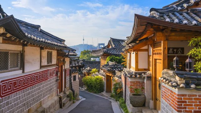 Timelapse at Seoul City,Bukchon Hanok Village, Seoul, South Korea, 4K Time lapse