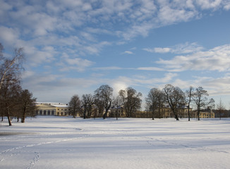 Fototapeta premium Drottningholm park a cold winter day with snow