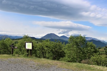 横根高原から望む日光・男体山