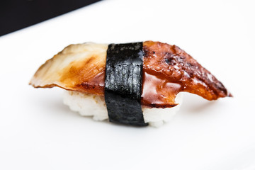 Obraz premium Eel sushi served on a plate