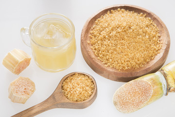 Powder and sugar cane - Saccharum officinarum