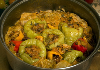 Stuffed peppers and cabbage leaves with minced meat, rice, leeks and spices.