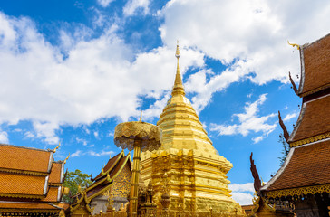 Fototapeta premium Wat Phra That Doi Suthep The temple founded in 1385 is a major landmark tourist attraction in Chiang Mai
