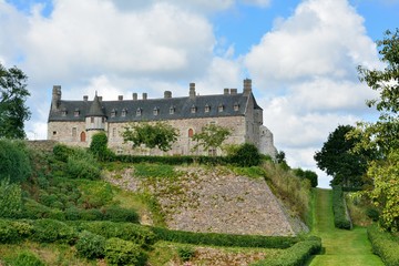 Fototapeta na wymiar Le magnifique château de la Roche-Jagu en Bretagne