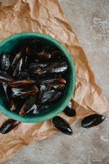 Мидии на светлом фоне