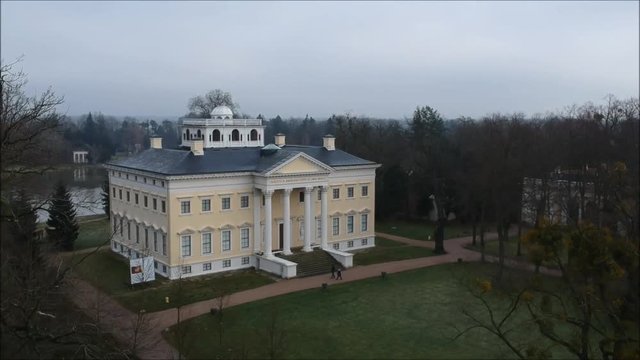  Drohne Weltkulturerbe W&ouml;rlitz Fr&uuml;hling Park Schloss  HS