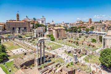 Les vestiges du forum romain à Rome