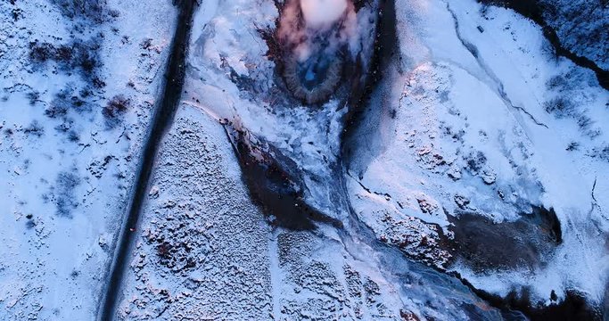 geyser en vue a&eacute;rienne