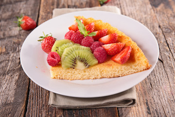fruit tart slice