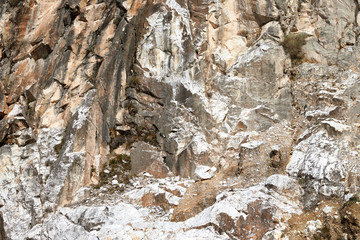 Fototapeta na wymiar marble quarry in marina di carrara