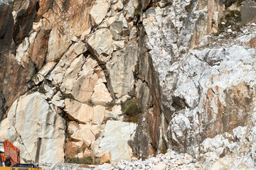 marble quarry in marina di carrara