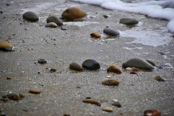 Fototapeta na wymiar stoney beach in winter