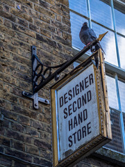 Second hand