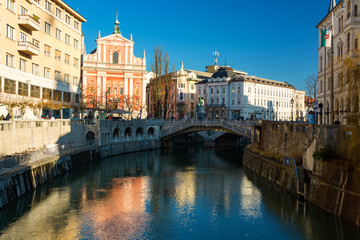 Fototapeta na wymiar View of Ljubljana's city center with Triple bridge and Franciscan church