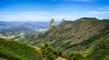 Fototapeta na wymiar Panorama da Pedra dos Três Pontões em Afonso Cláudio, Estado do Espírito Santo, Brasil.