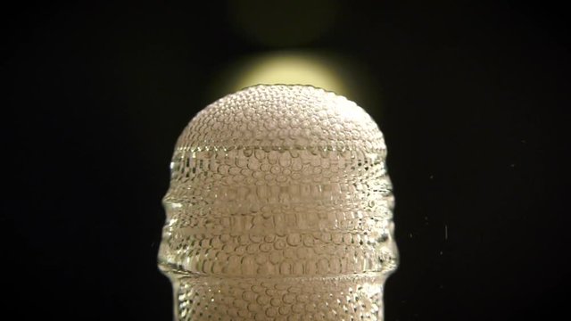 Opening a bottle of cheap Champagne at 120fps.