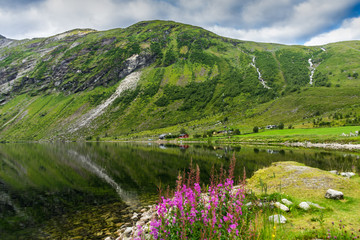 Fototapeta na wymiar Norway, Eidsvatnet lake view