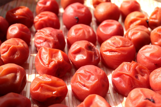 うめぼし（梅干）　１