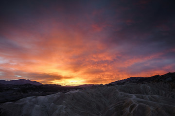 Lever de soleil sur Zabruski point.