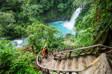 Waterfall in Costa Rica - obrazy, fototapety, plakaty