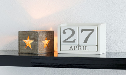 White block calendar present date 27 and month April