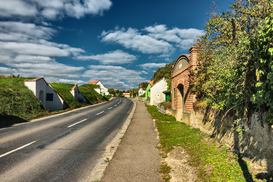 Impressionen aus dem Weinviertel - endlose Kellergassen