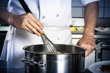 Koch, Kochtopf, kochen