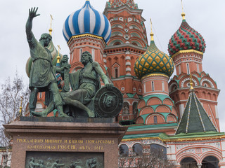 Fototapeta na wymiar Dmitry Pozharsky and Kuzma Minin monument Russia.Moscow