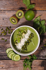 green smoothie bowl