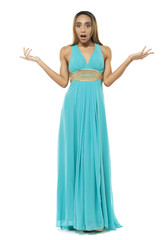 Naklejka premium Full body portrait of a beautiful young african woman in a turquoise dress